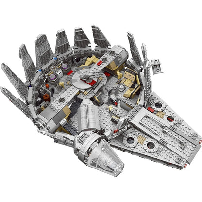 🚀 Kit de Construction - Vaisseau Spatial Millennium Falcon 🚀